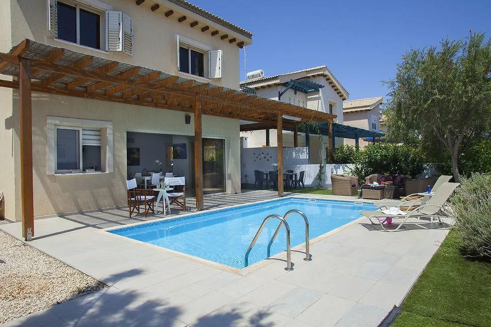 Artisan Resort Protaras 0*,